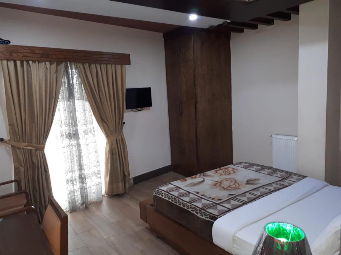 Midtown Hotel Rawalpindi Exterior photo