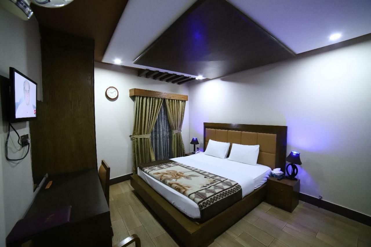 Midtown Hotel Rawalpindi Exterior photo